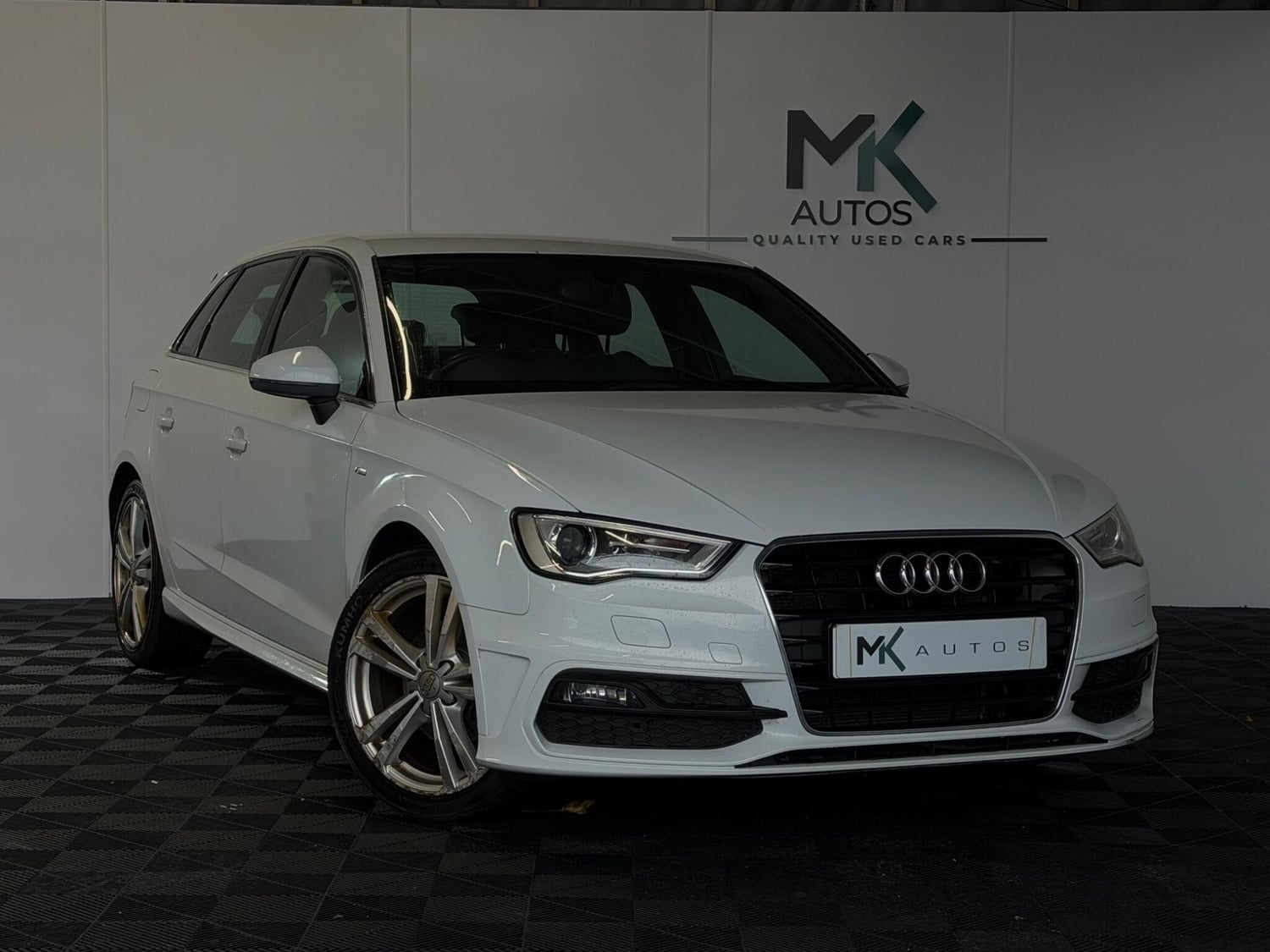 Audi A3 2015 - Cars