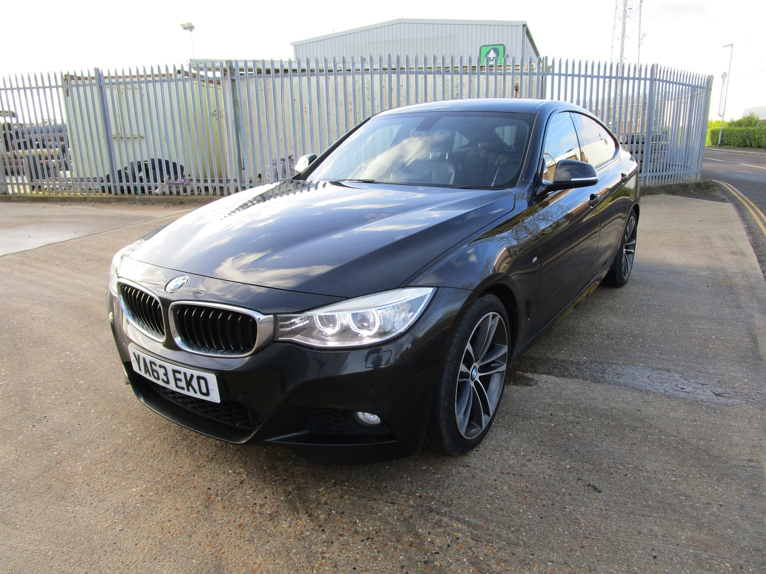 [ berth ]BMW 3 Series Gran Turismo
