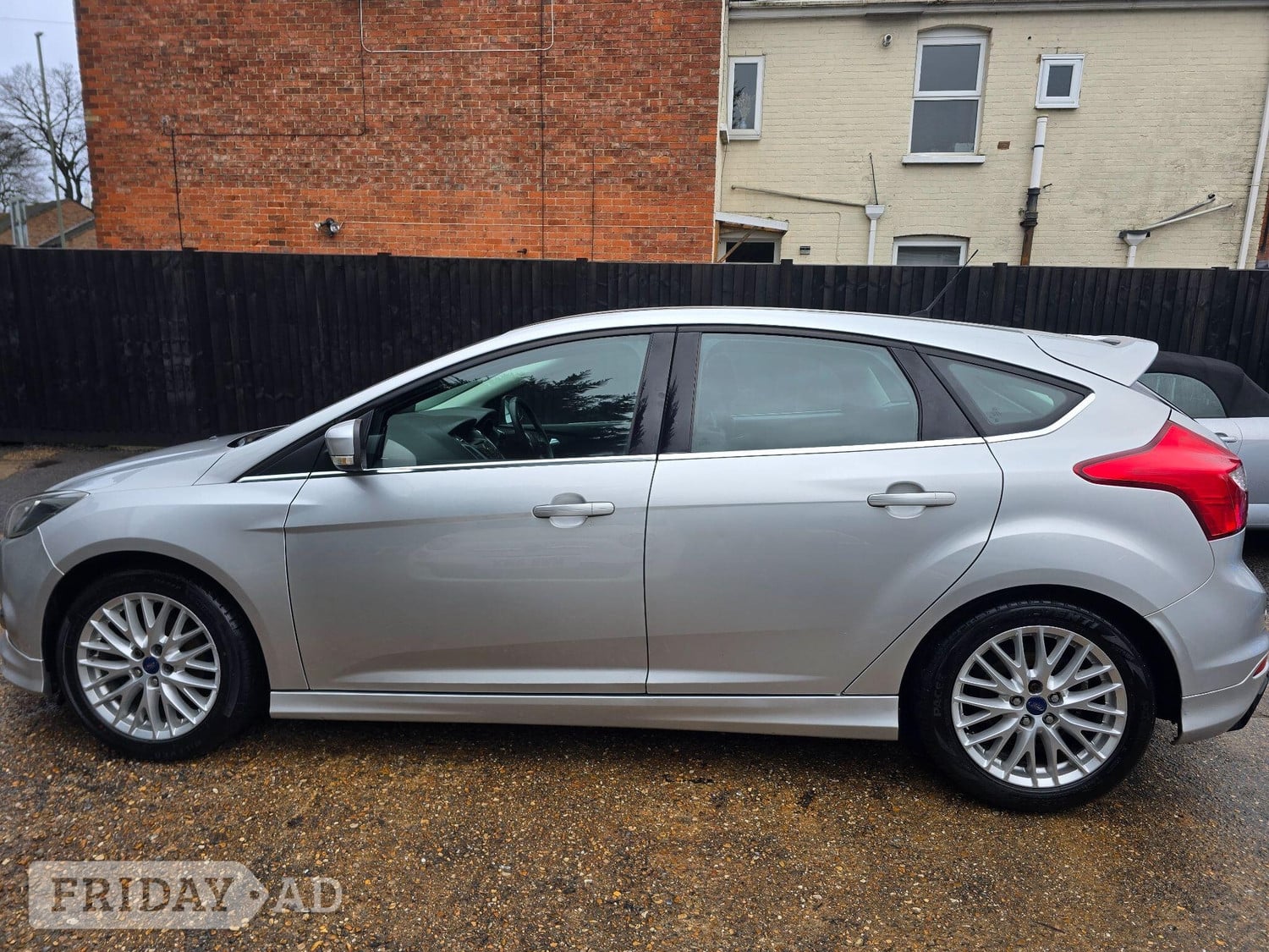 [ berth ]Ford Focus