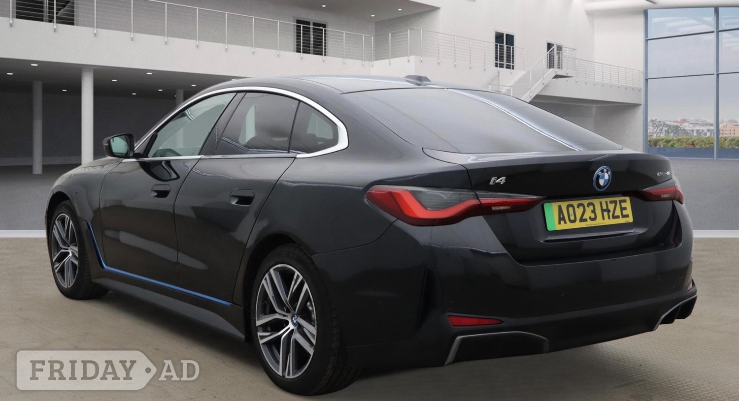 [ berth ]BMW i4