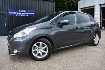 Peugeot 208 2014