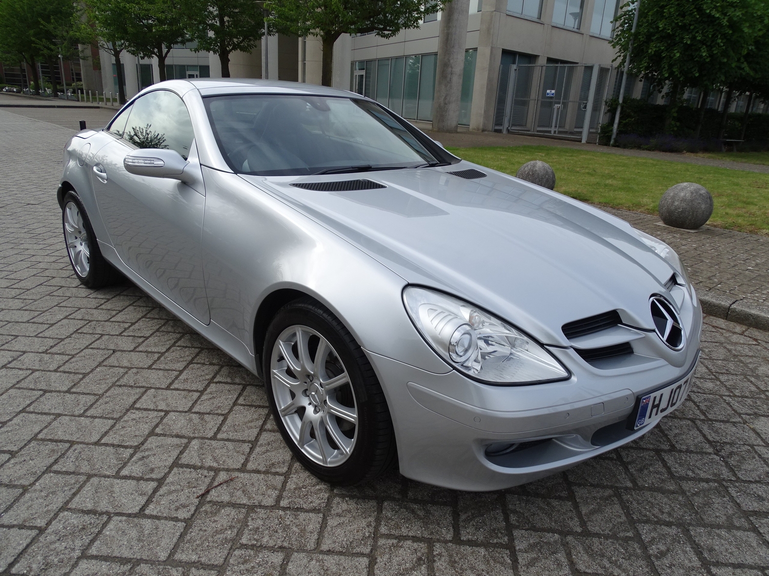 [ berth ]Mercedes-Benz SLK