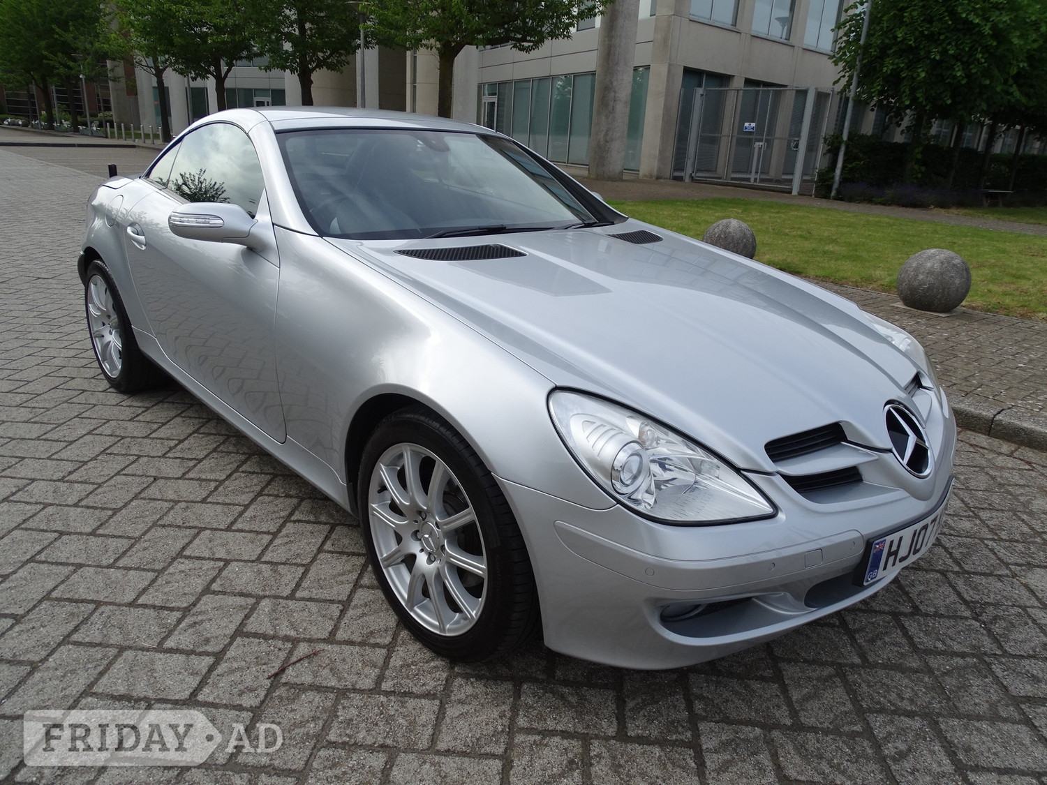 [ berth ]Mercedes-Benz SLK