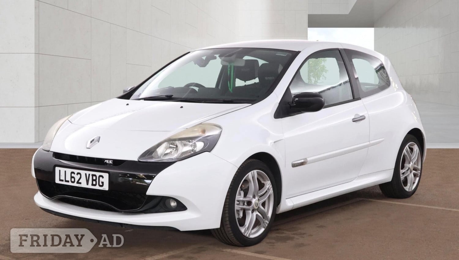 Renault Clio 2012 in Wigston