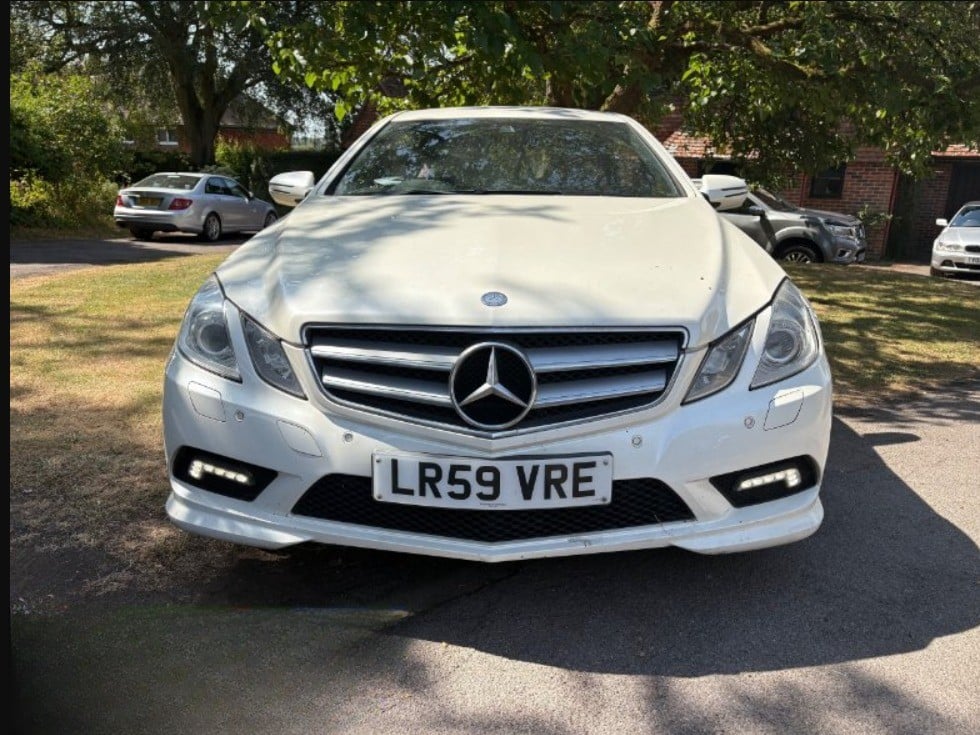 [ berth ]Mercedes-Benz E Class