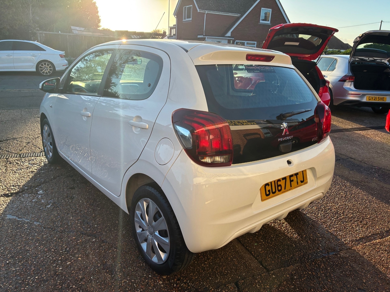 [ berth ]Peugeot 108