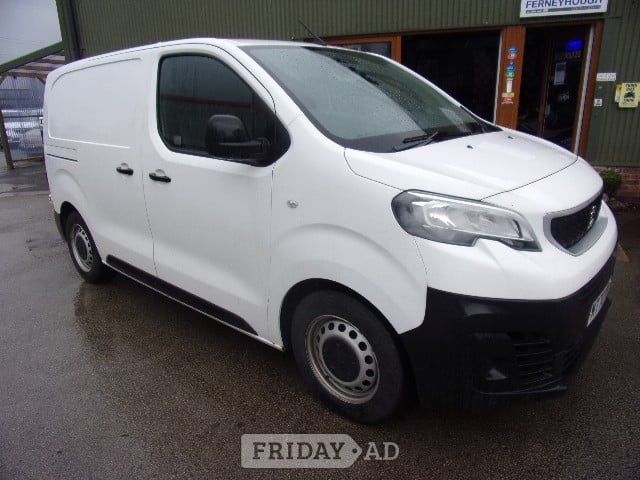 Peugeot Expert 2020 in Rugeley