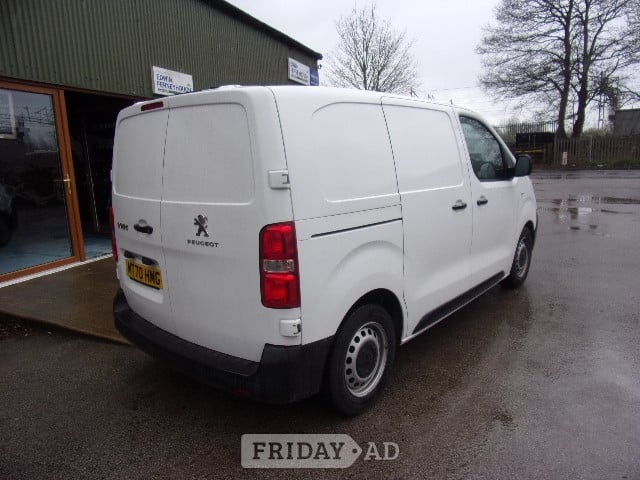 [ berth ]Peugeot Expert