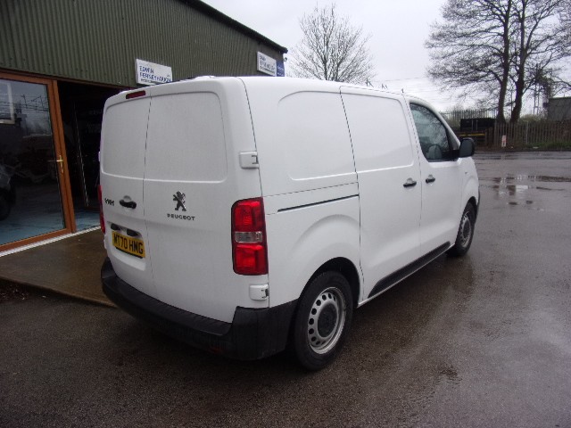 [ berth ]Peugeot Expert