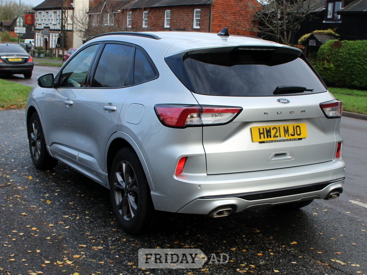 [ berth ]Ford Kuga