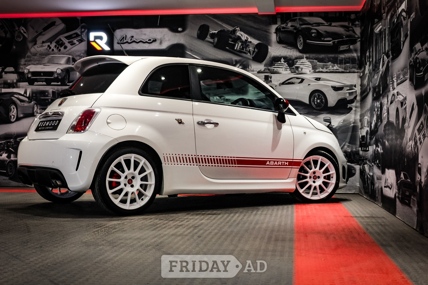 Abarth 500 2010 - Cars
