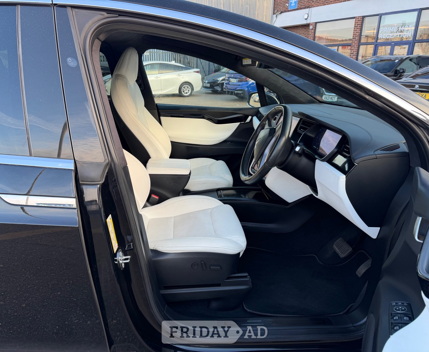 Tesla Model X 2020 - Cars