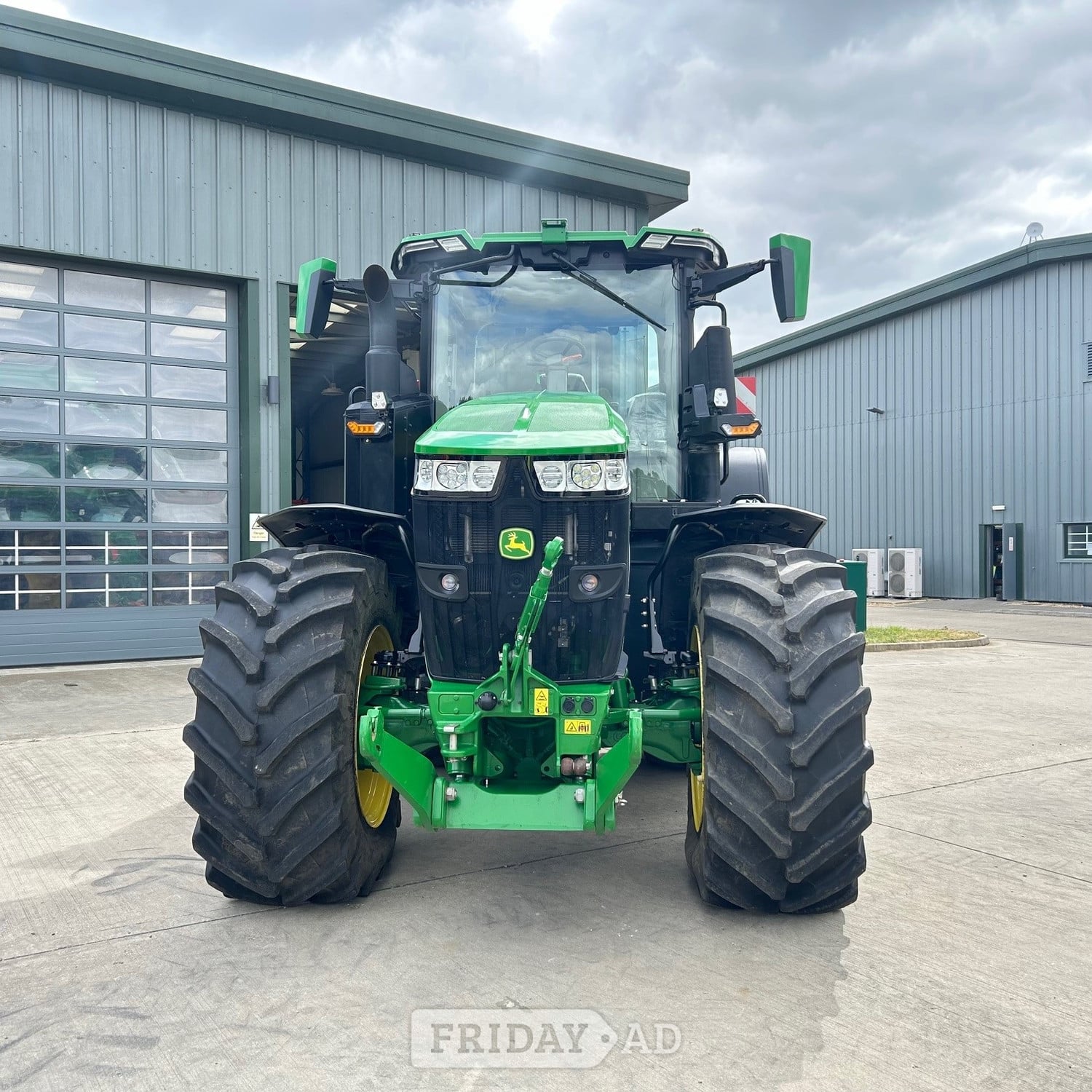 John Deere 7R 330 (2023) Tractor in Norwich