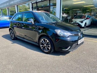 MG MG3 2015