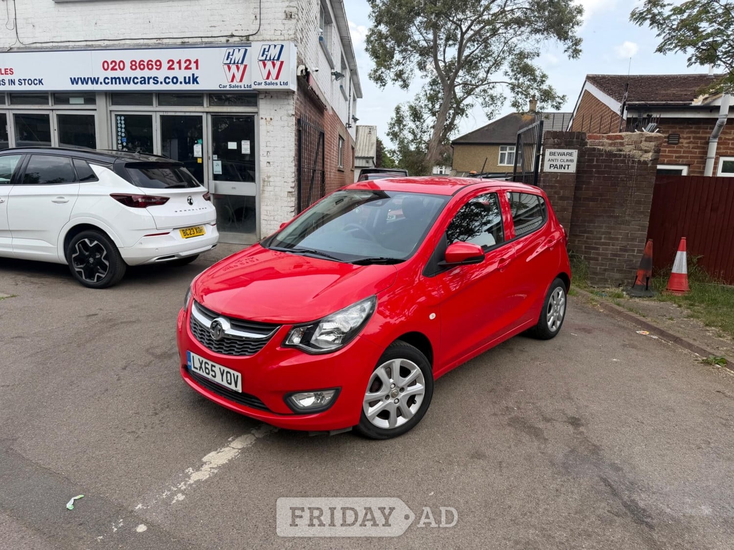 Vauxhall Viva 2015 in Sutton