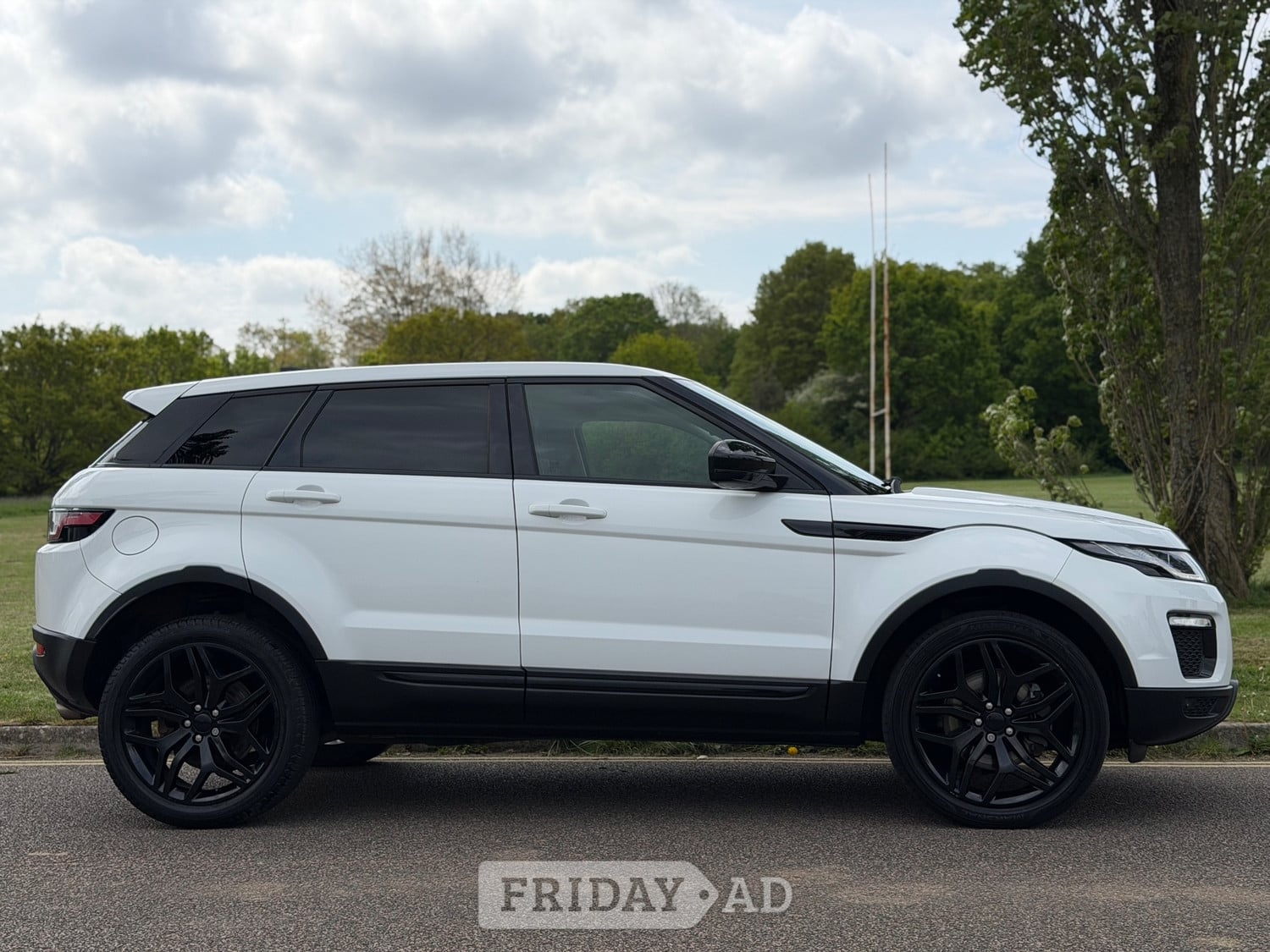 Land Rover Range Rover Evoque 2018 - Cars in Fareham