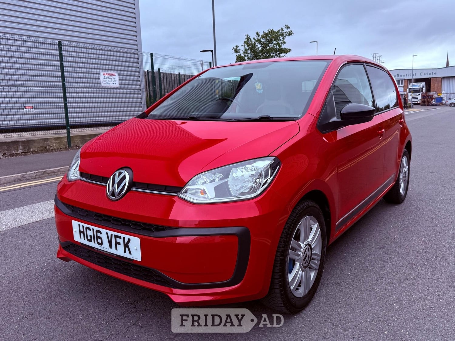 [ berth ]Volkswagen Up