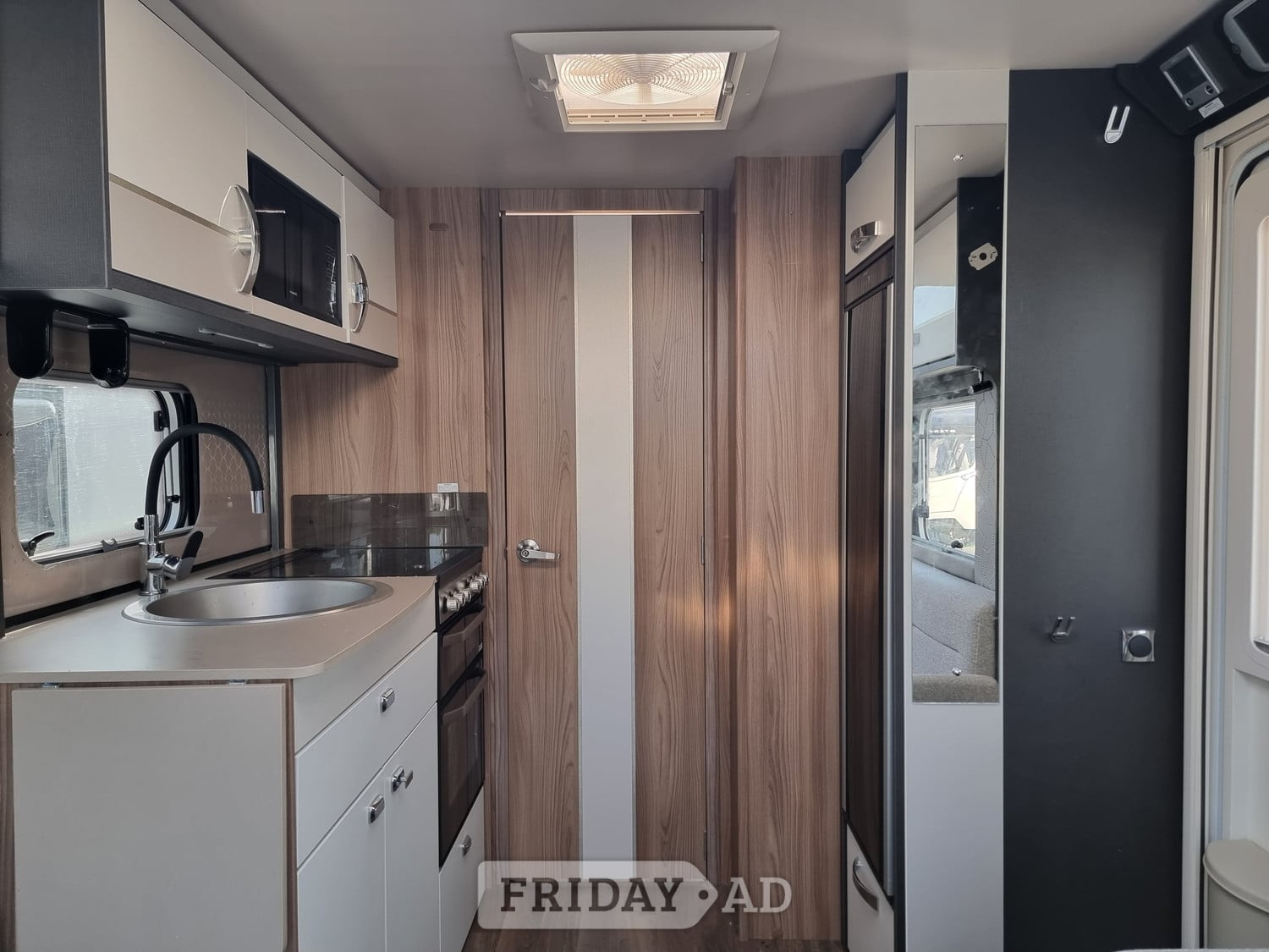 Swift Conqueror 560 Highbridge