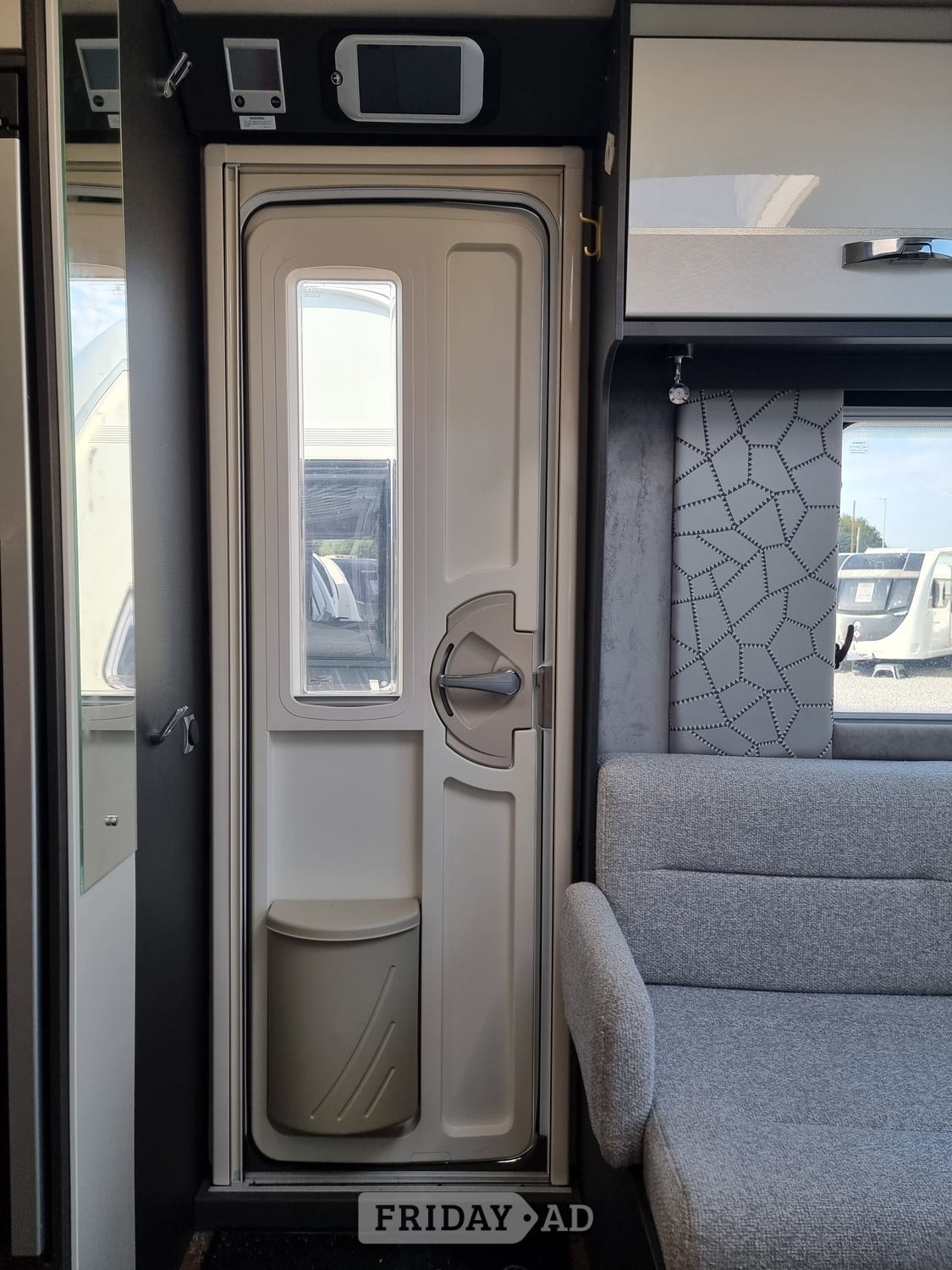 Swift Conqueror 560 2022 - Motorhomes & Caravans