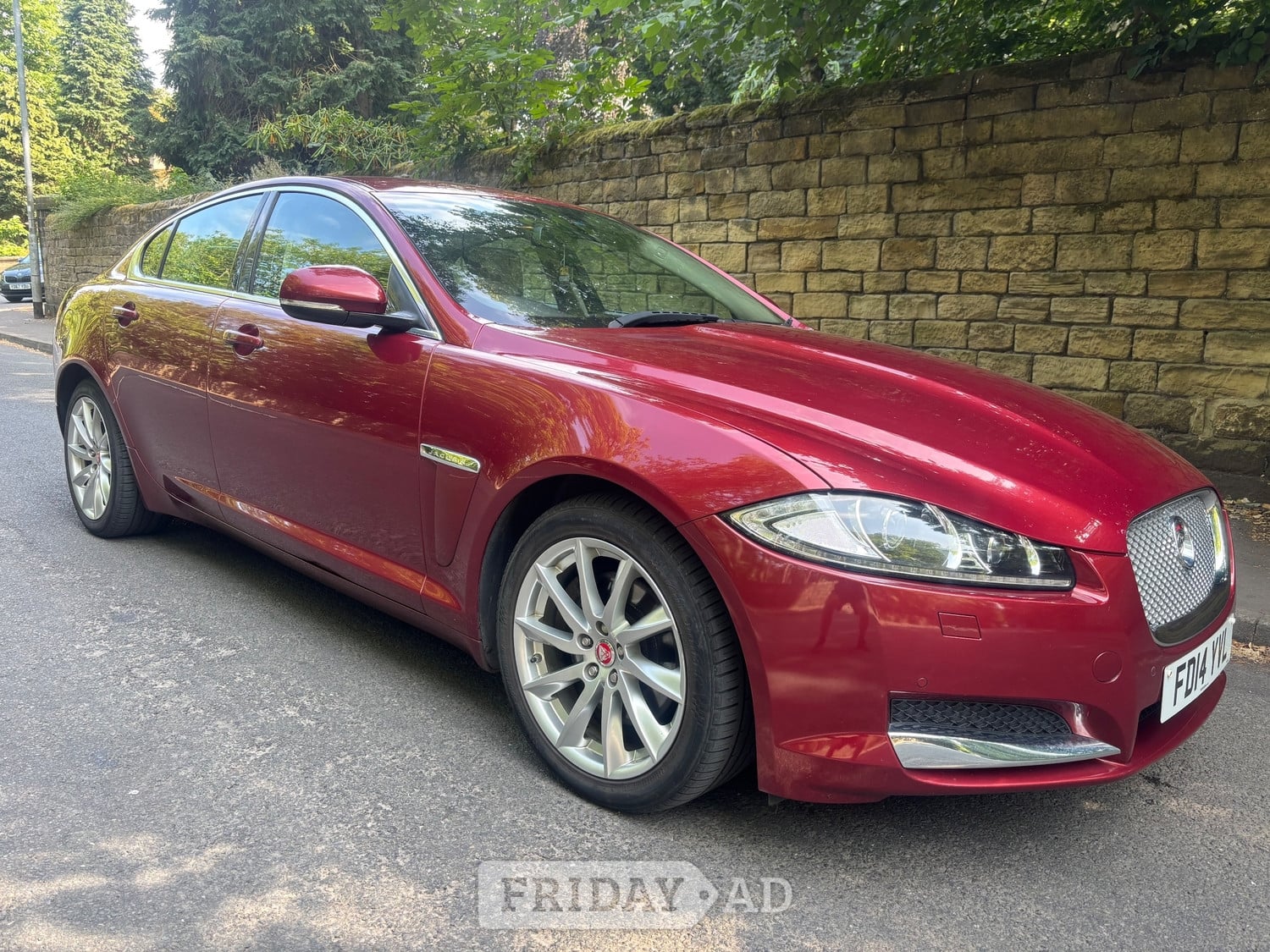 Jaguar XF 2014 in Leeds