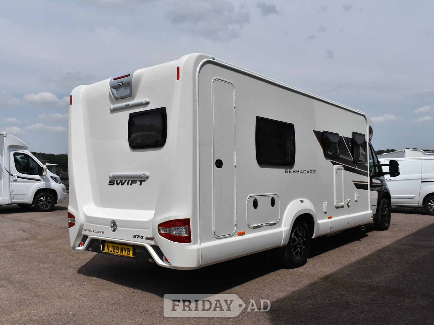 Bessacarr 574 2019 - Motorhomes & Caravans
