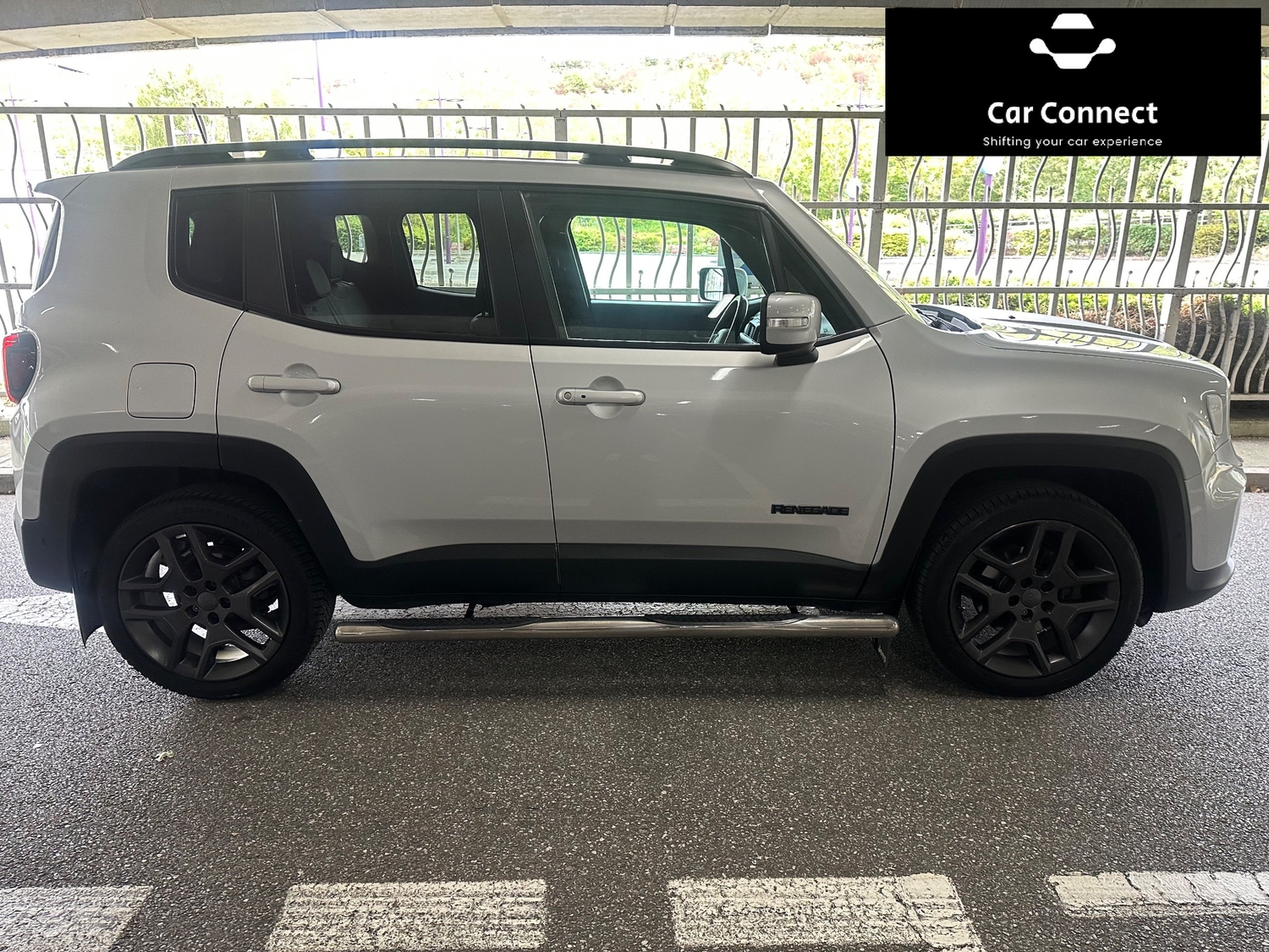 [ berth ]Jeep Renegade