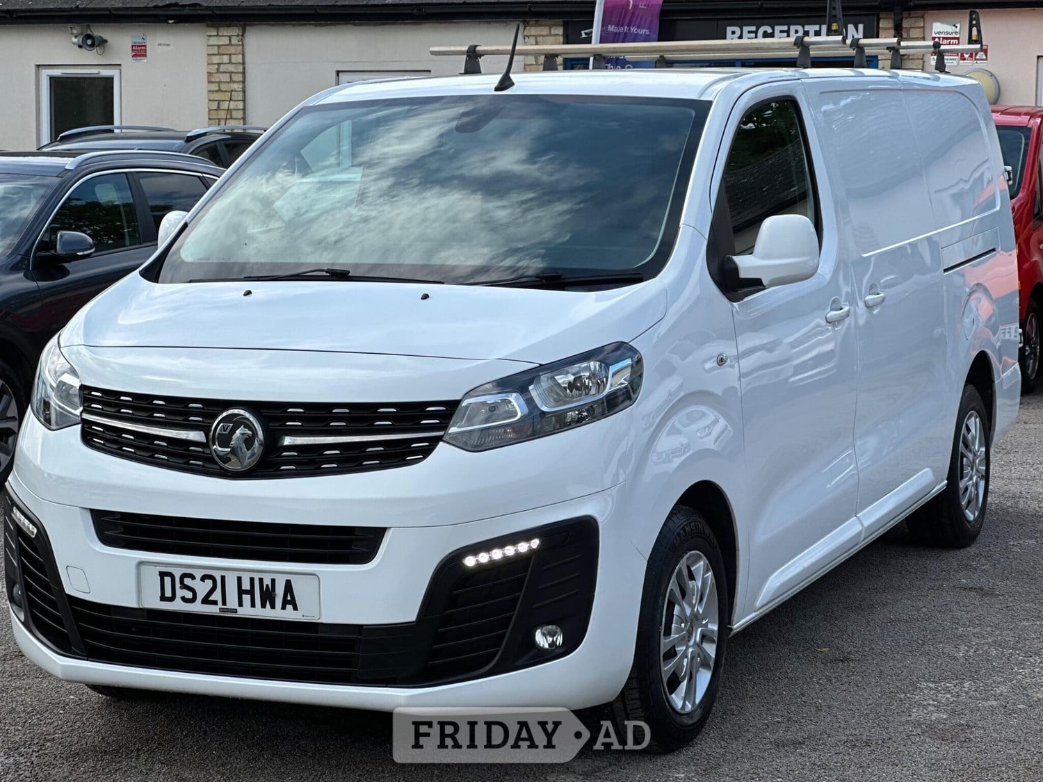[ berth ]Vauxhall Vivaro