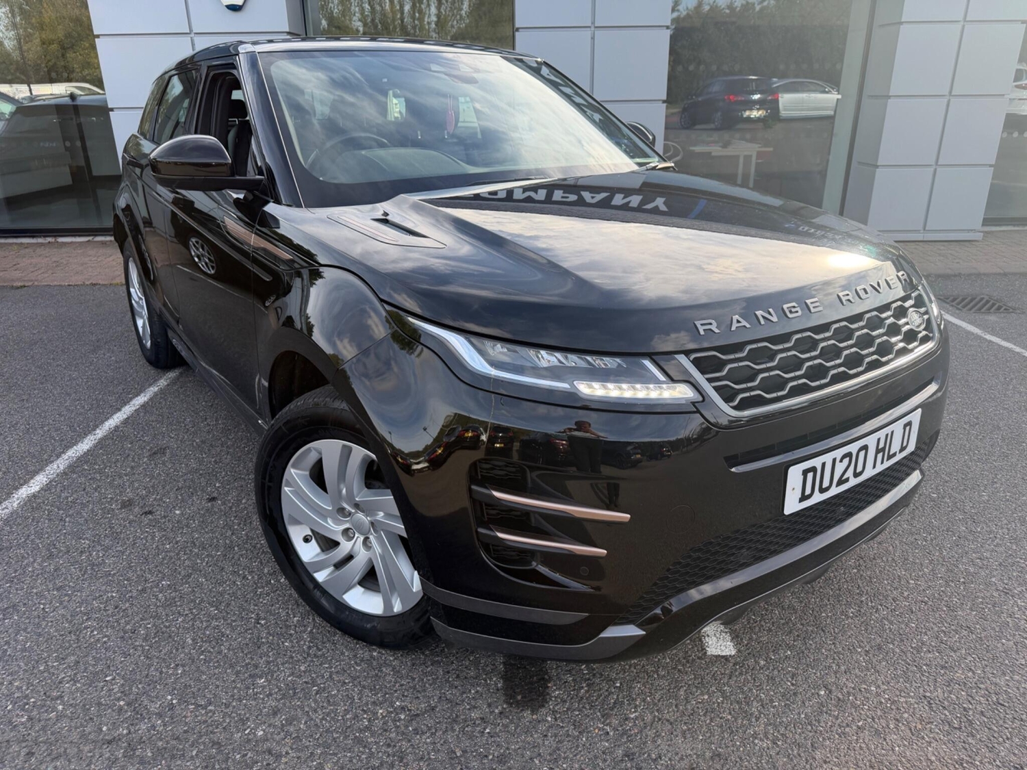 [ berth ]Land Rover Range Rover Evoque