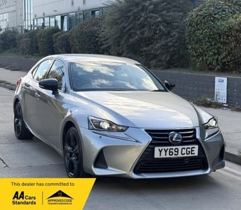 Lexus IS 2019