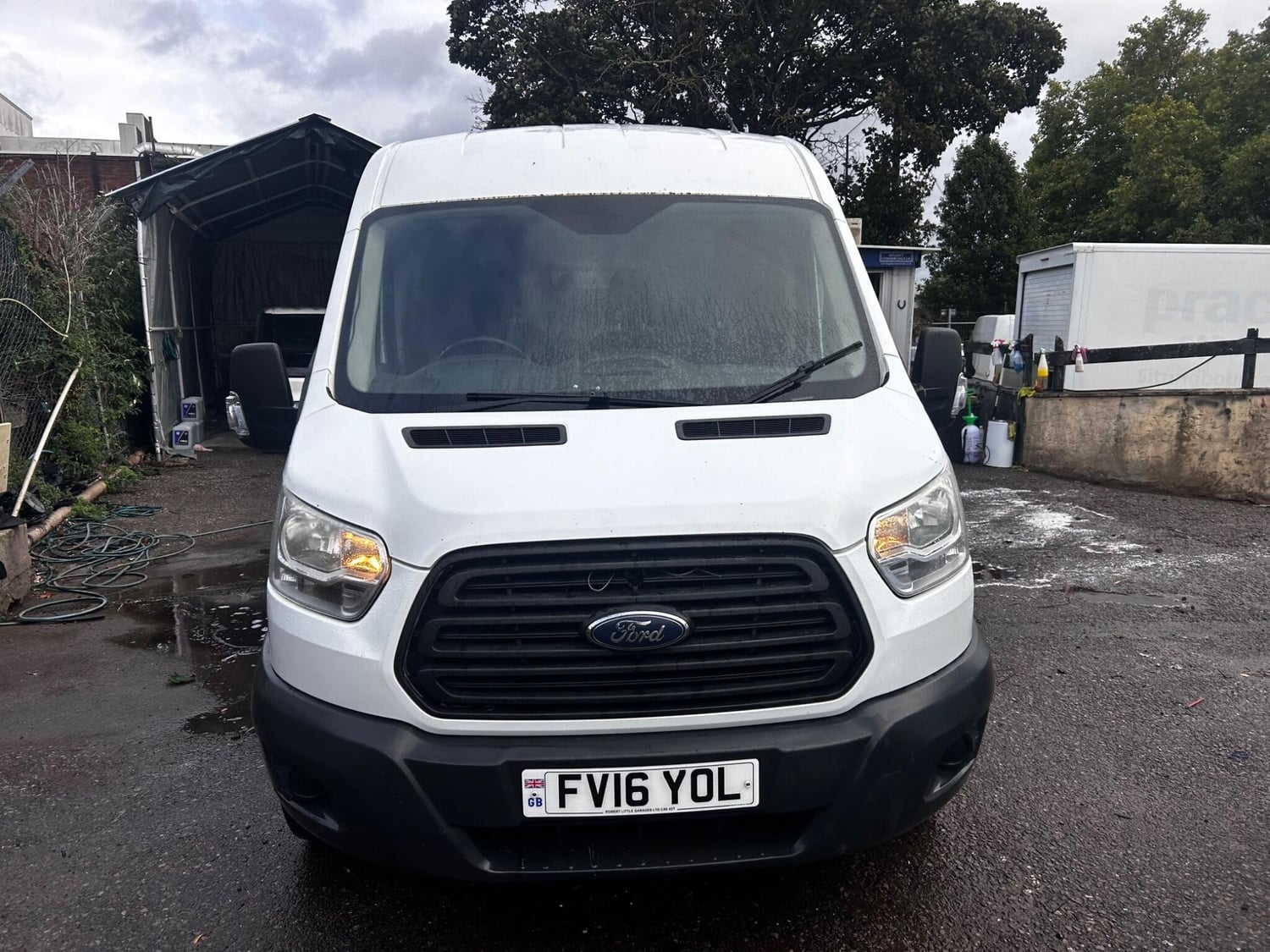 [ berth ]Ford Transit