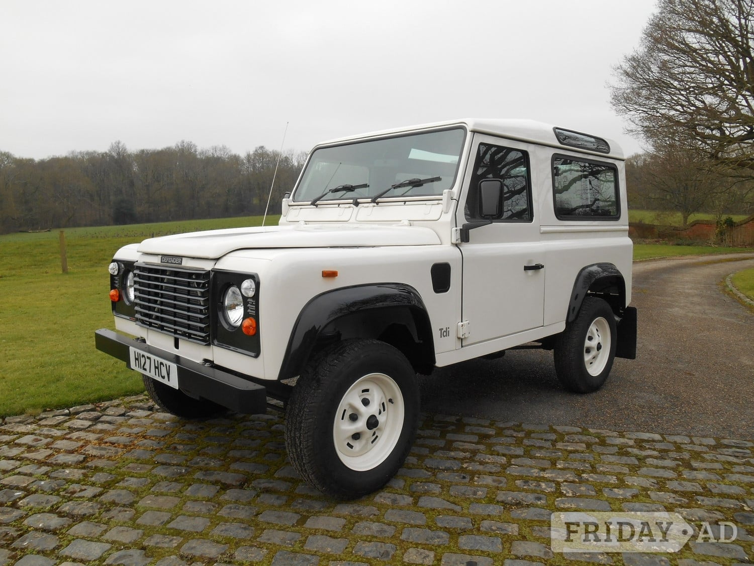 Land Rover 90 1991 in Horsham