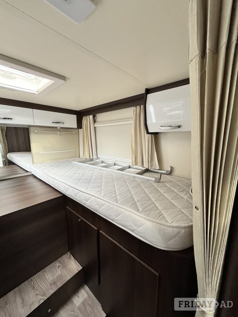 [4 berth ]Roller Team Zefiro 685