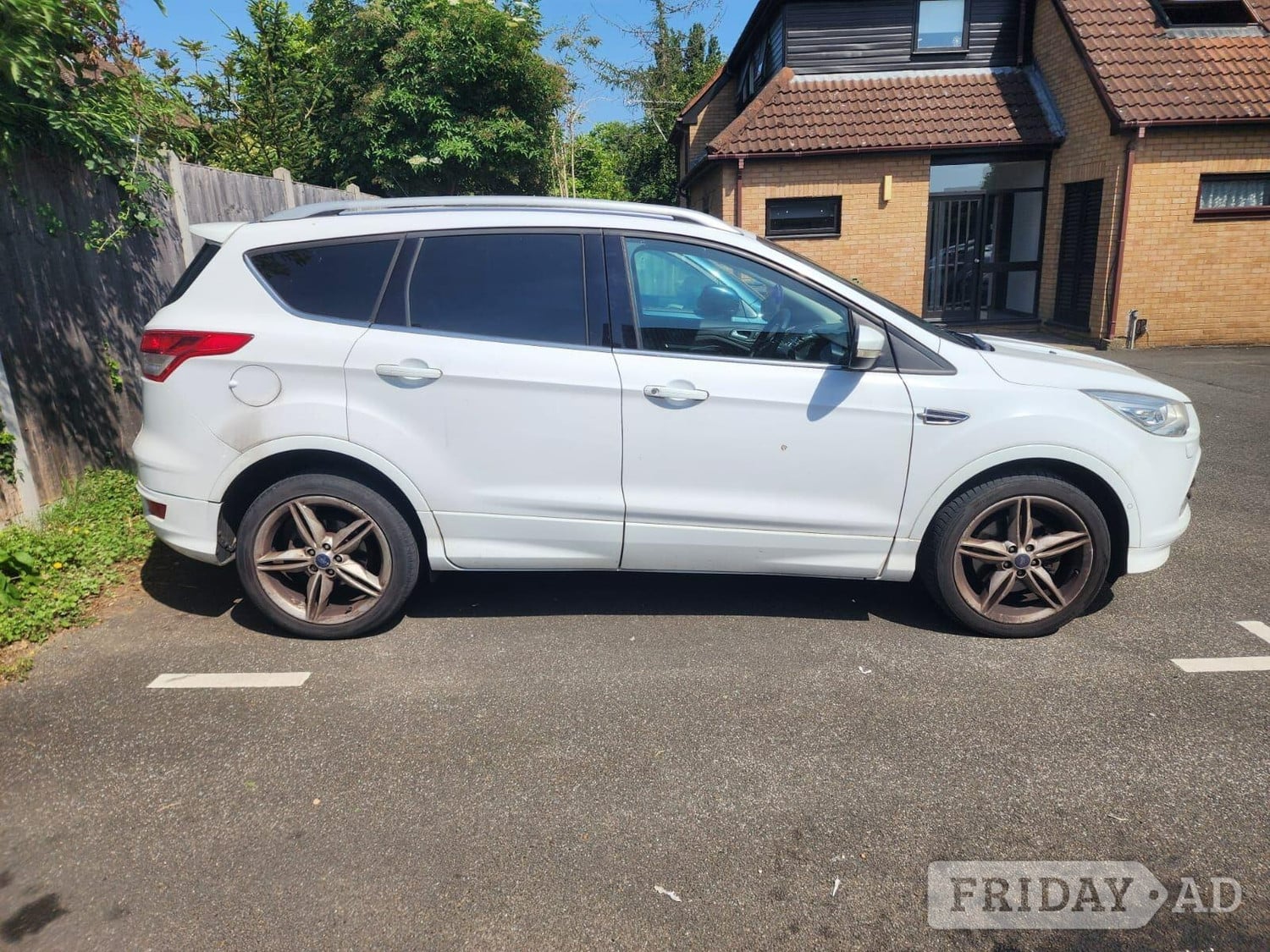 Ford Kuga 2015 in Wembley