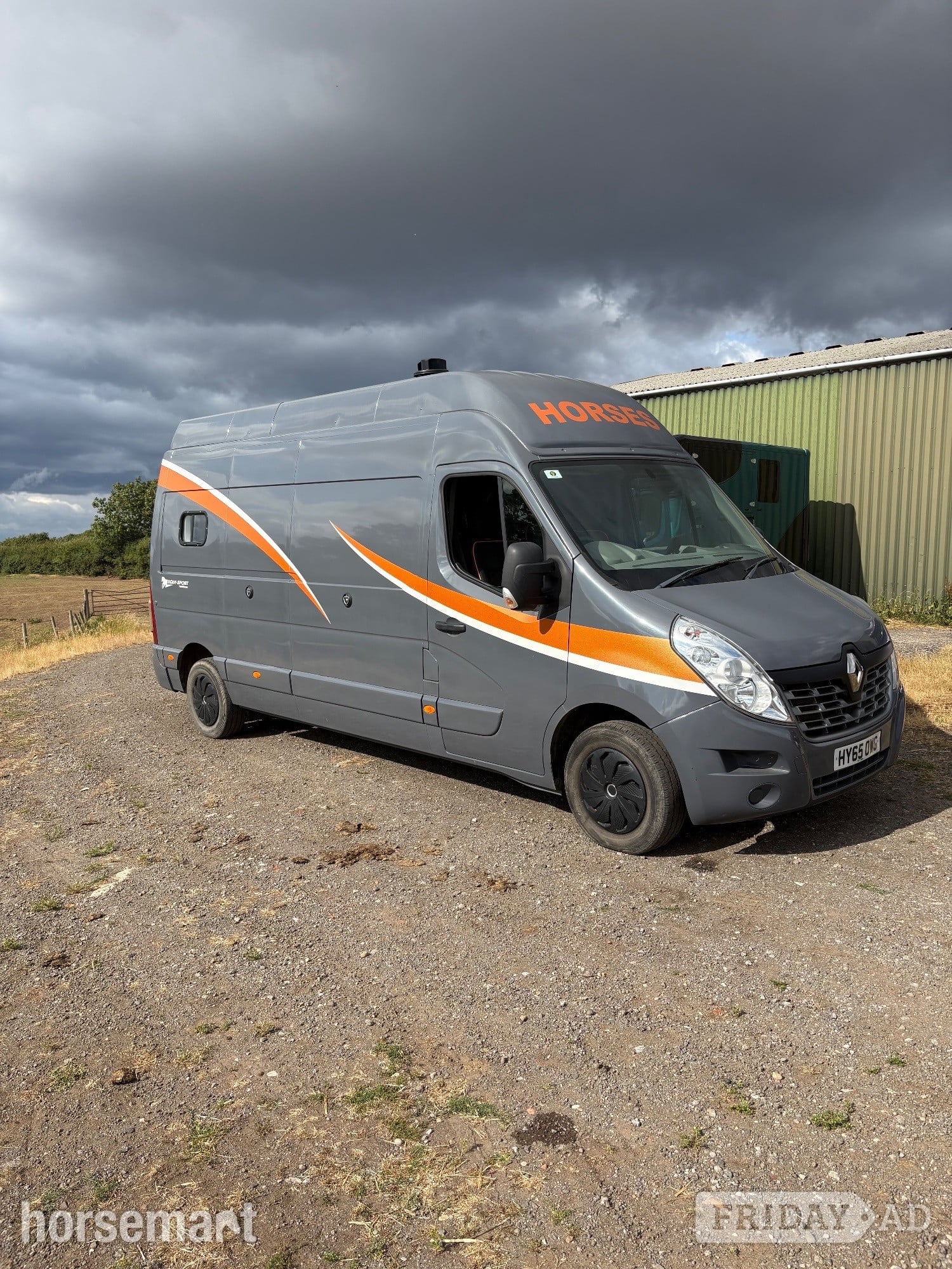 Equi-Sport  Renault Horsebox in Middlesbrough