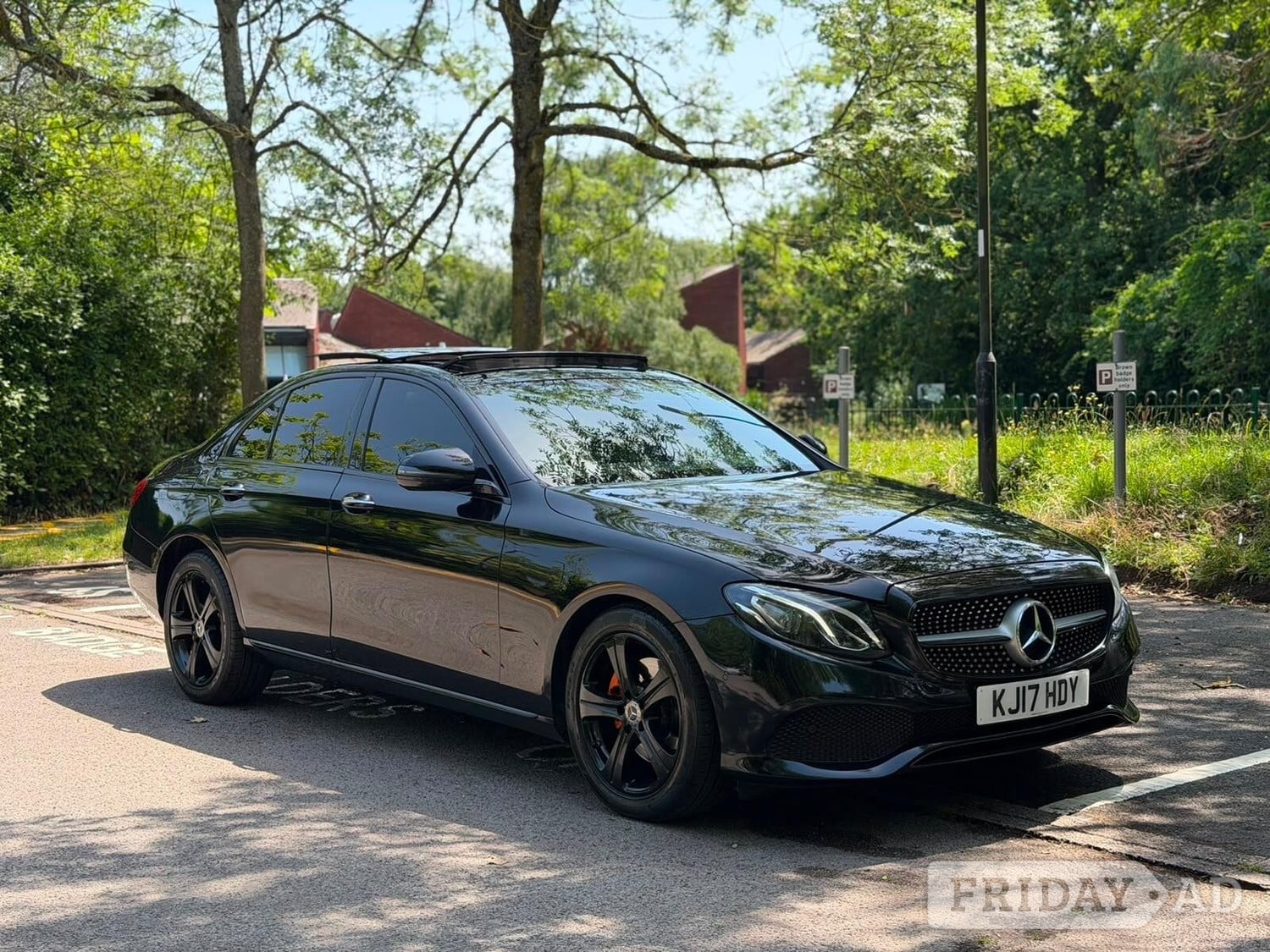 Mercedes-Benz E Class 2017 in Uxbridge
