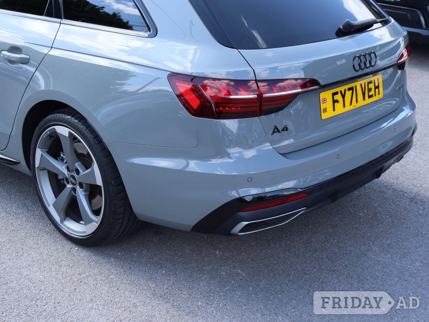 [ berth ]Audi A4 Avant