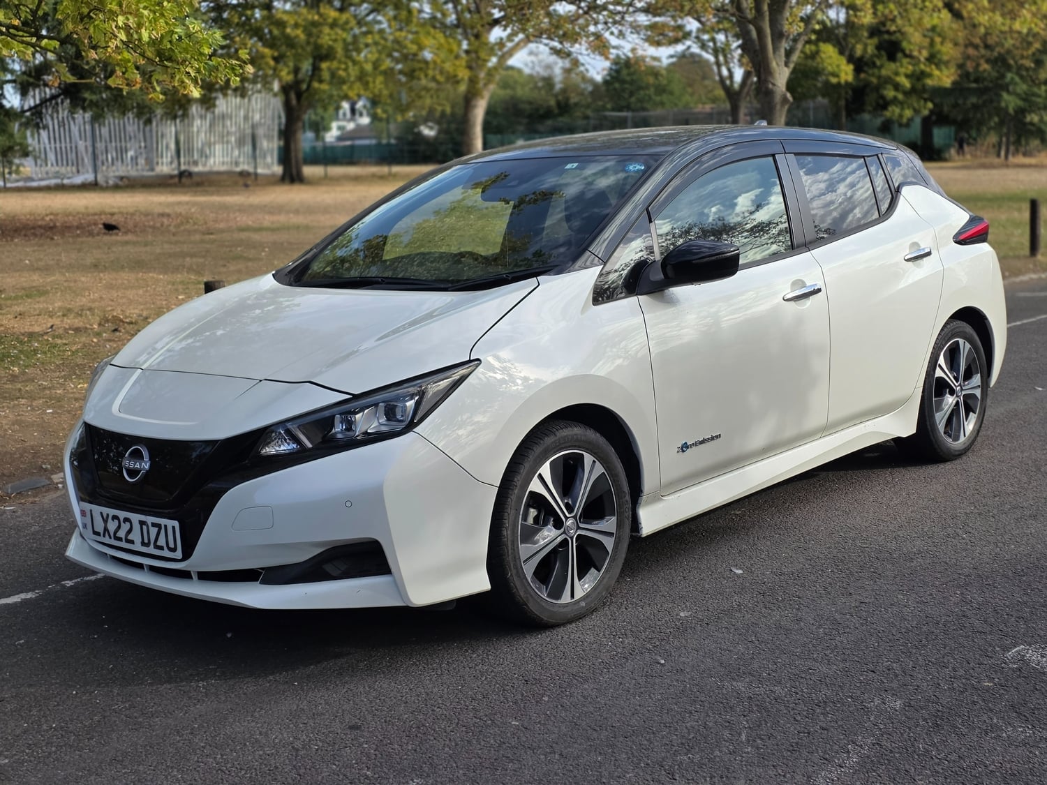 [ berth ]Nissan LEAF