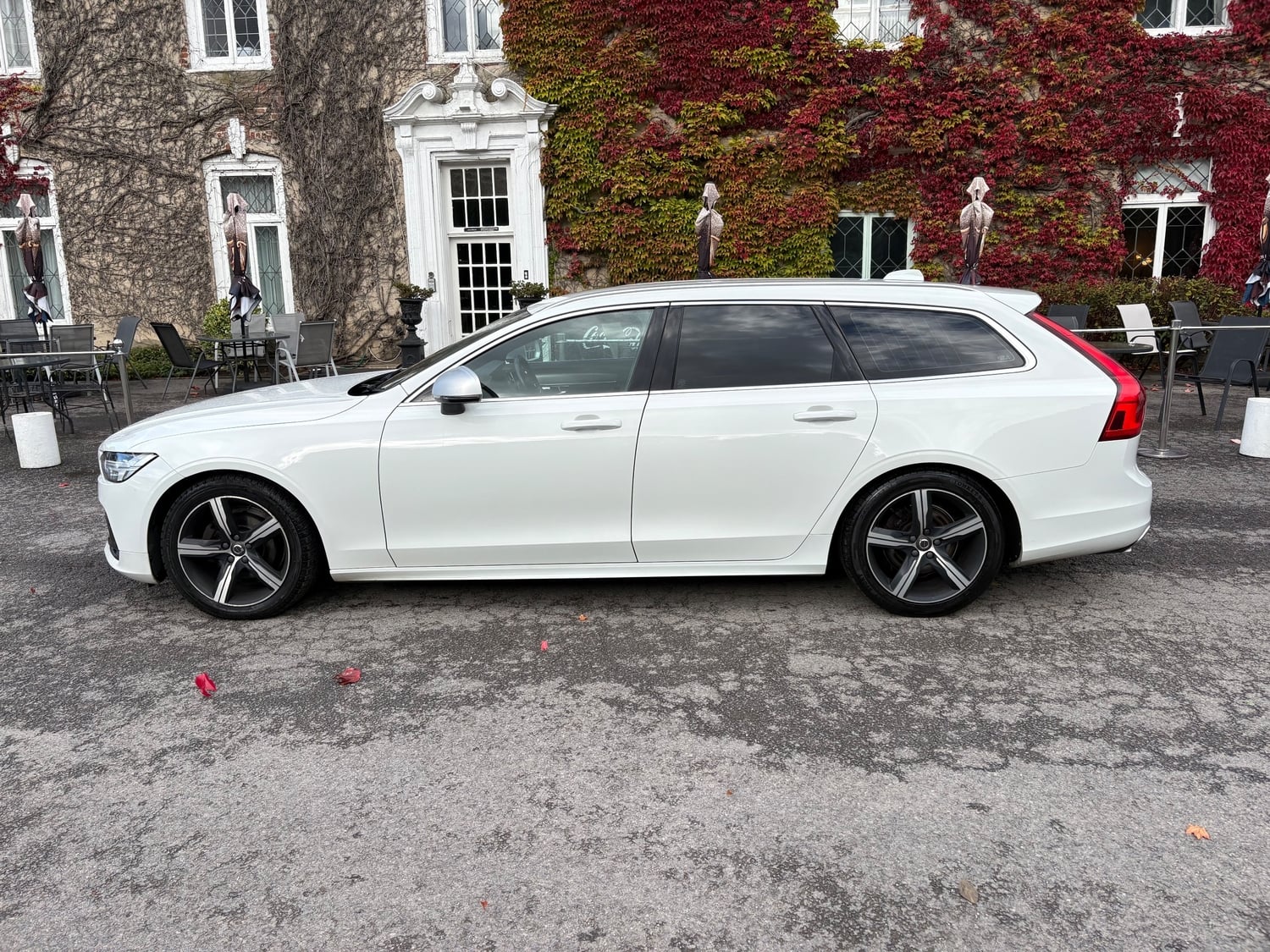 [ berth ]Volvo V90