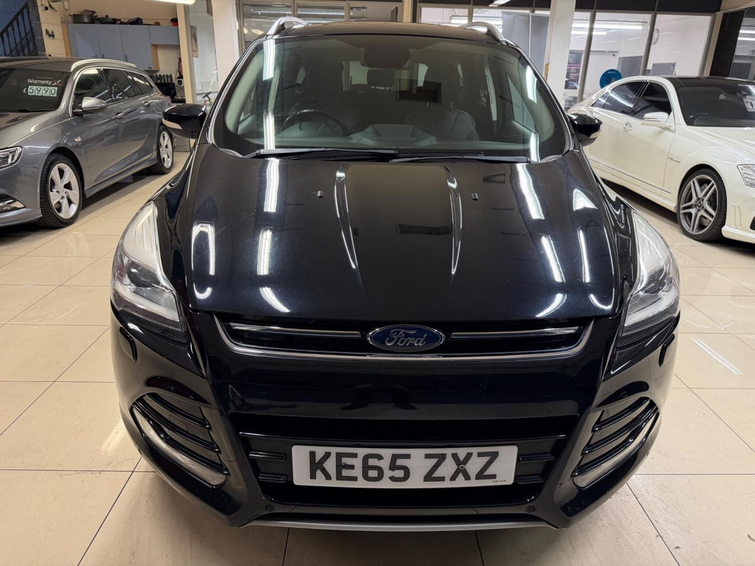 [ berth ]Ford Kuga