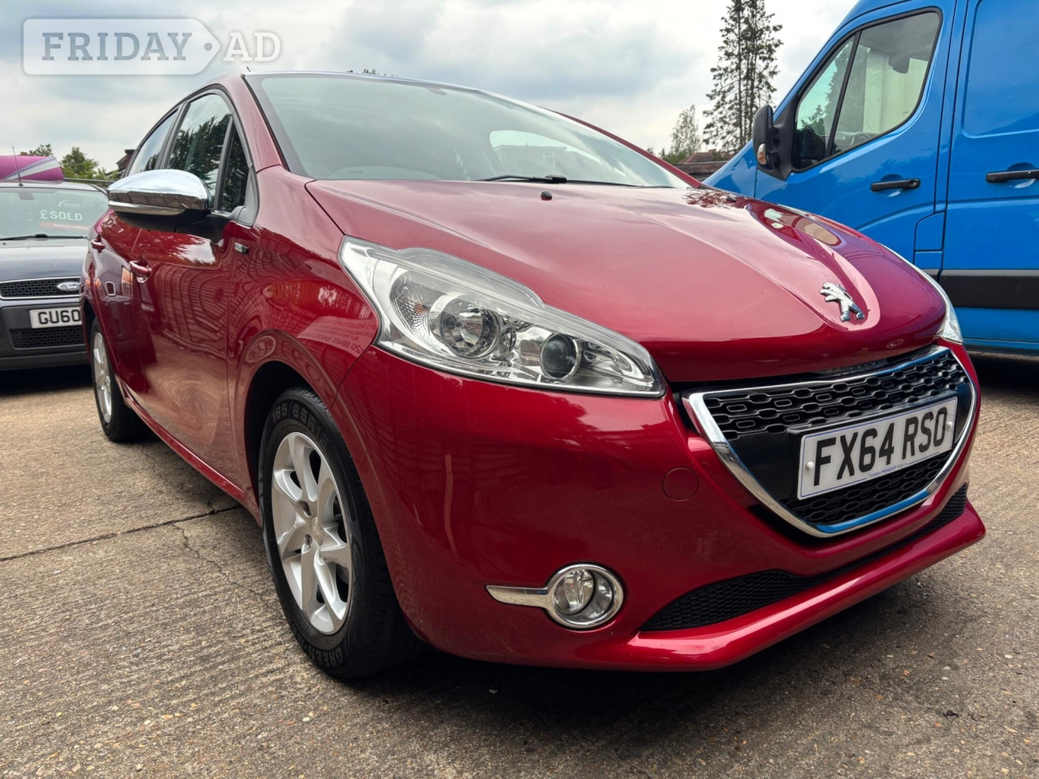 [ berth ]Peugeot 208