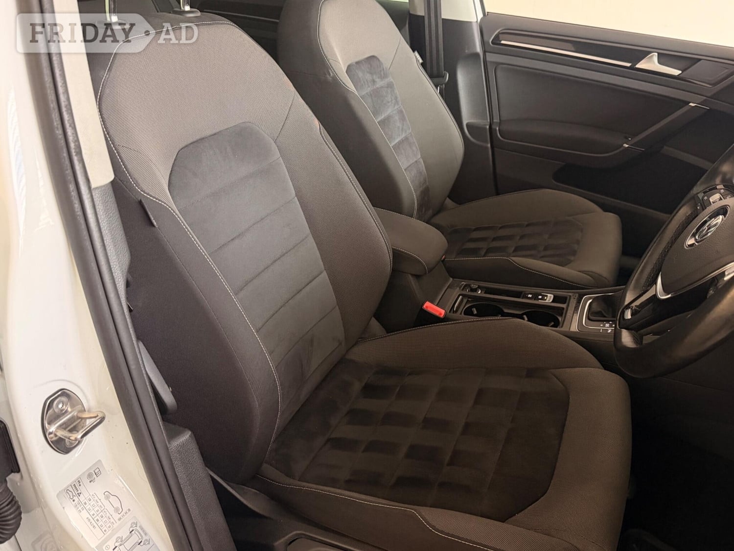 [ berth ]Volkswagen Golf