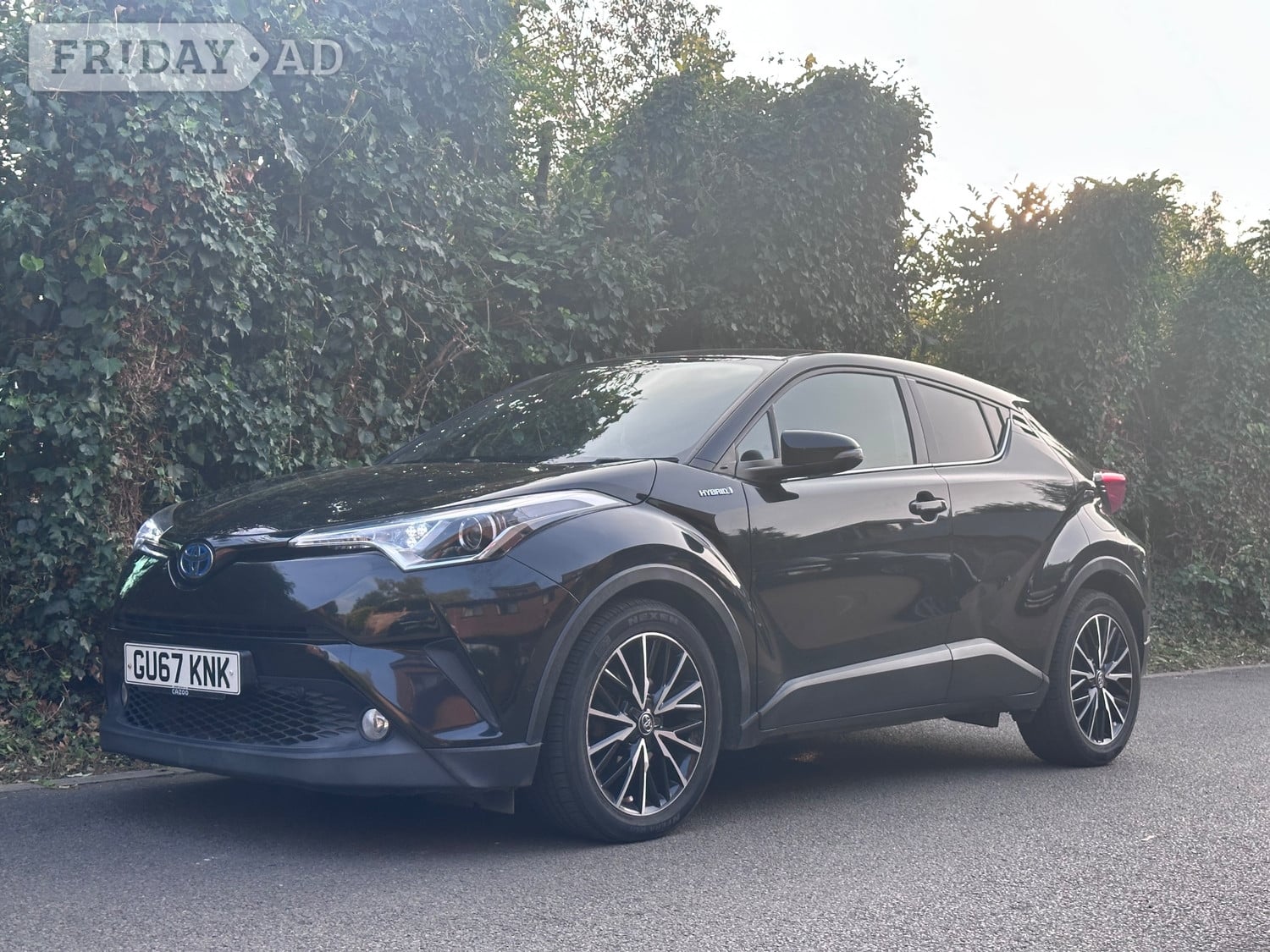Toyota C-HR 2017 - Cars