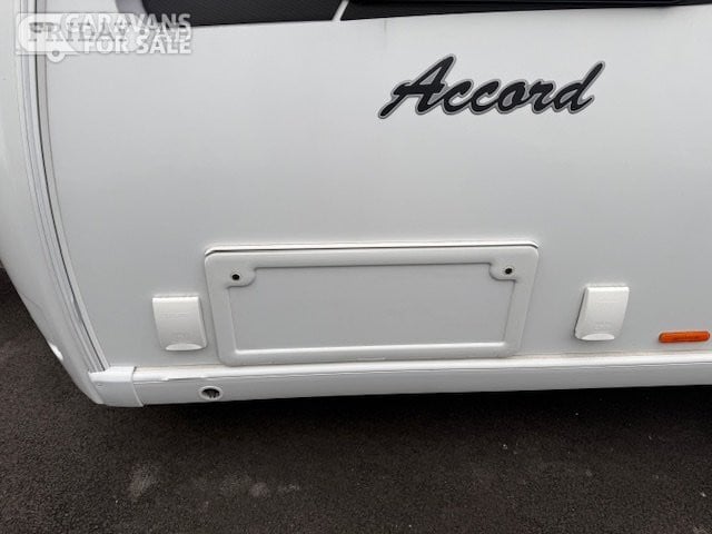 [ berth ]Swift Accord 830