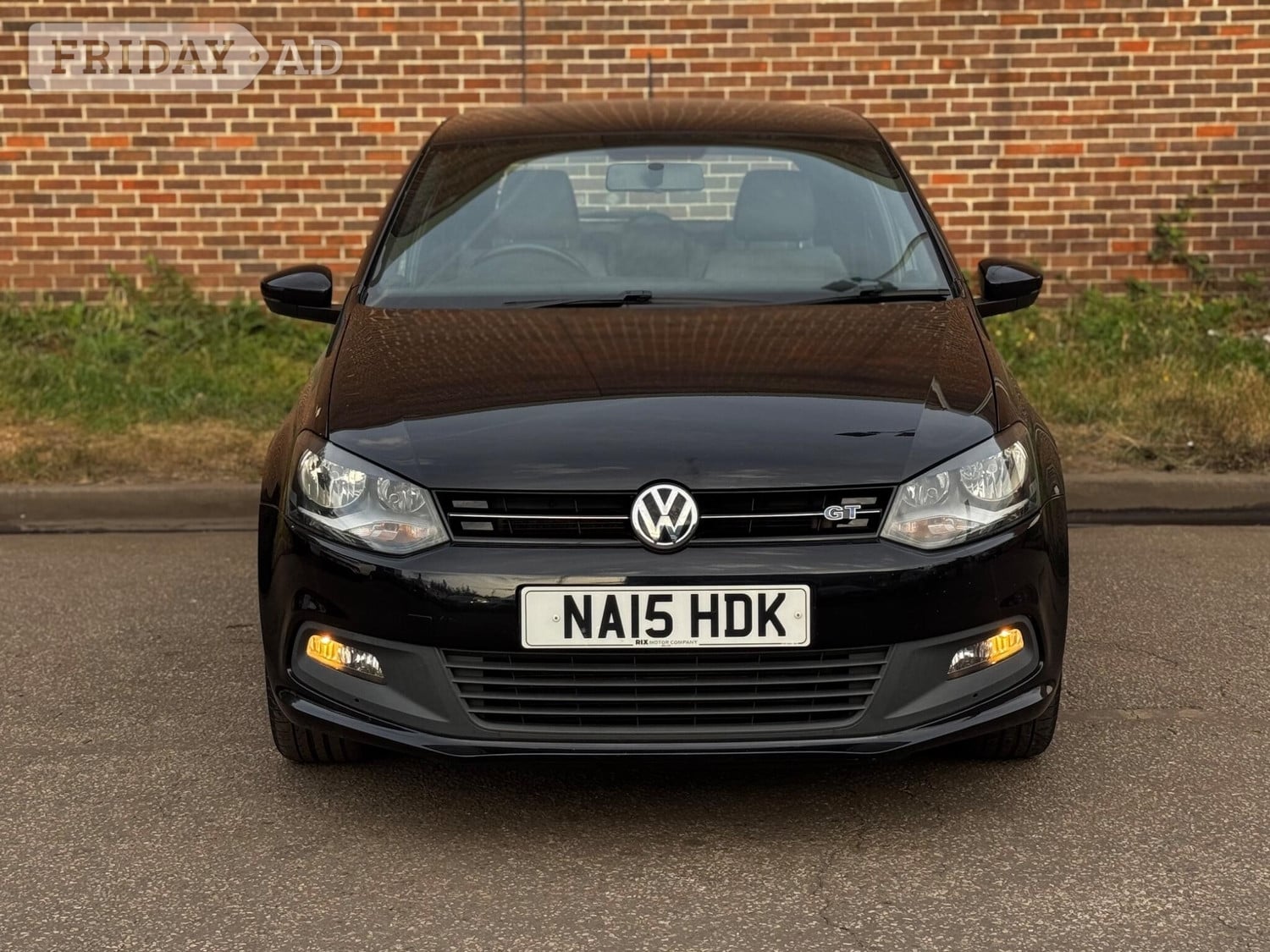 Volkswagen Polo 2015 - Cars