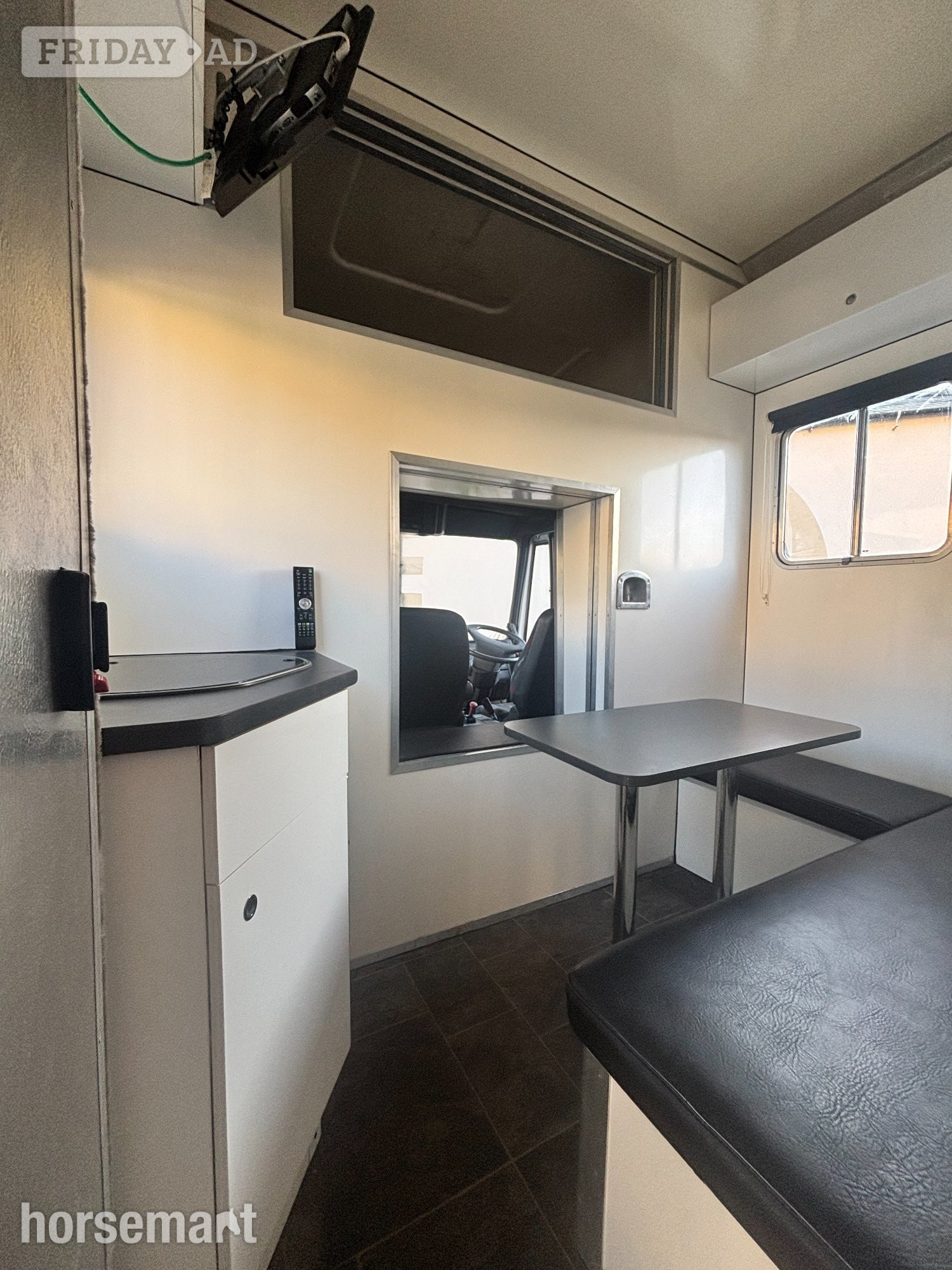 AJ Horseboxes  Iveco-ford Horsebox - Trailers & Horseboxes in Bedale