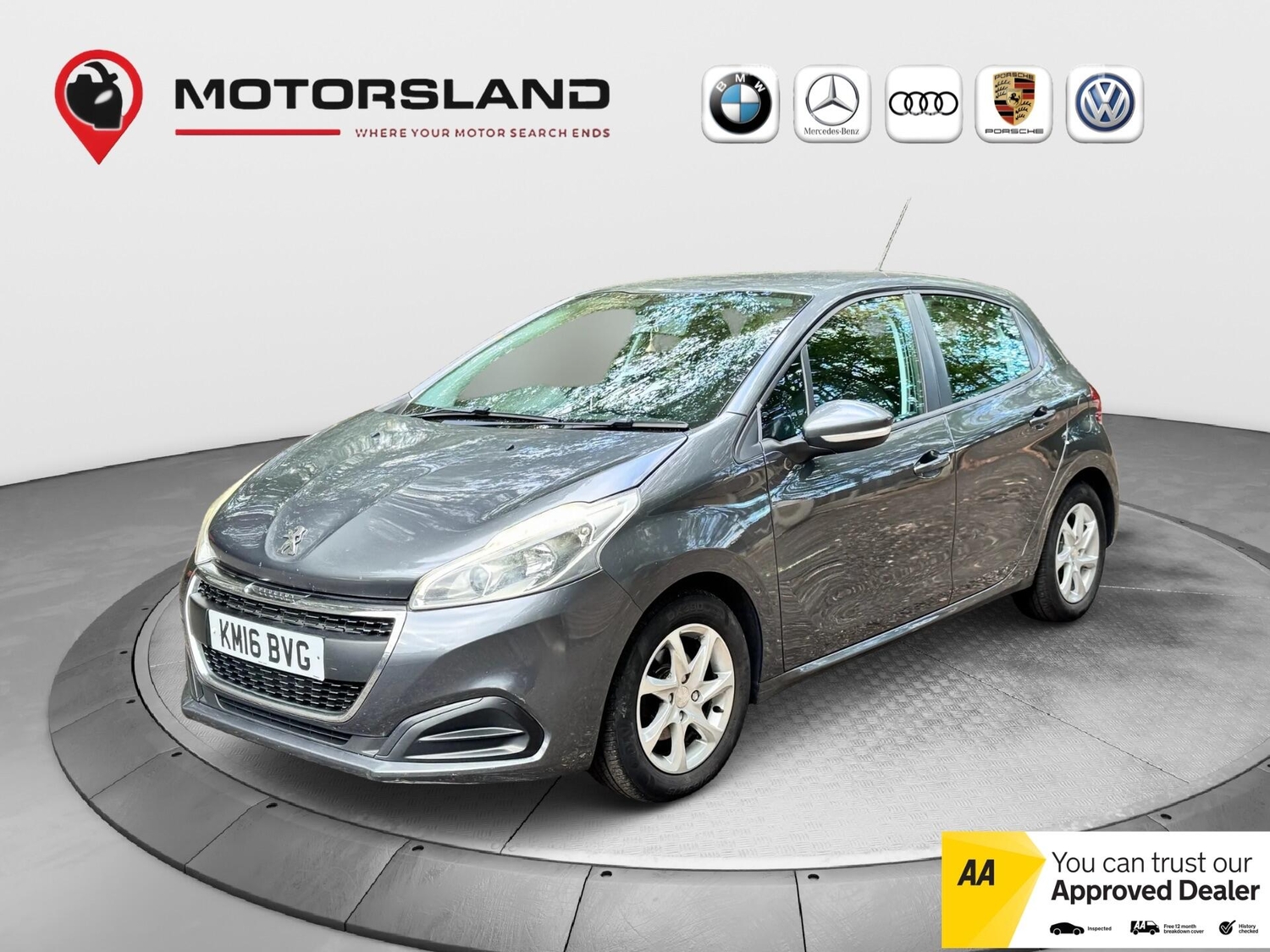 [ berth ]Peugeot 208