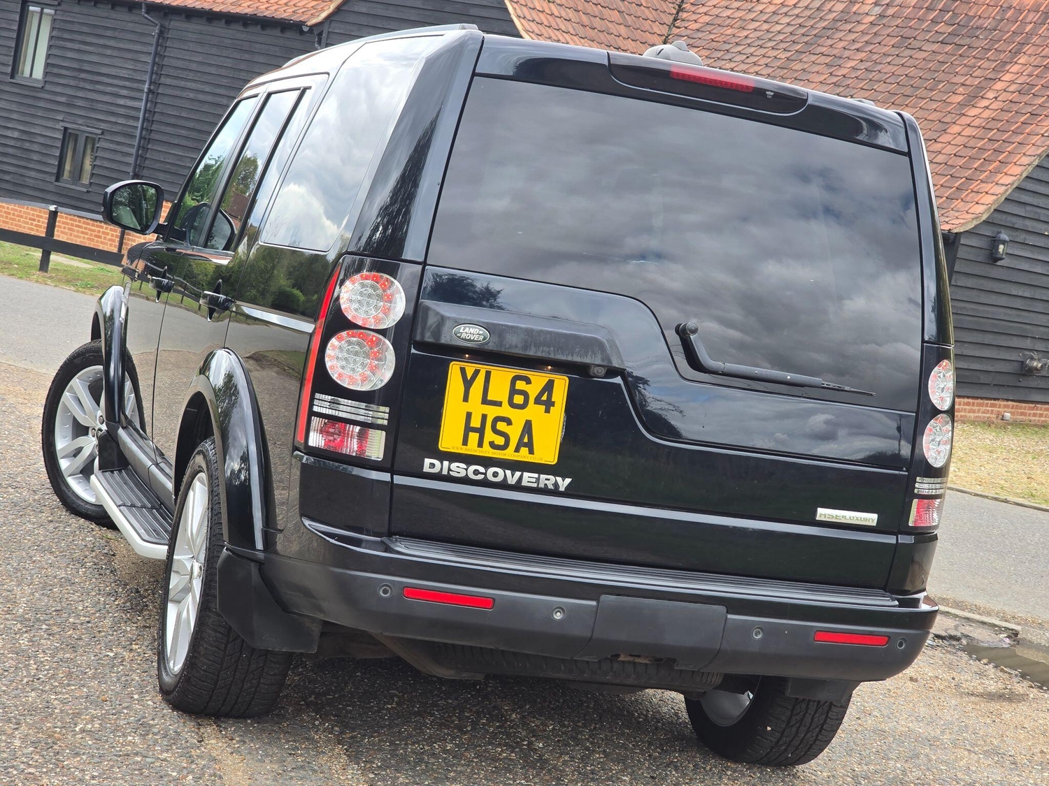 [ berth ]Land Rover Discovery 4