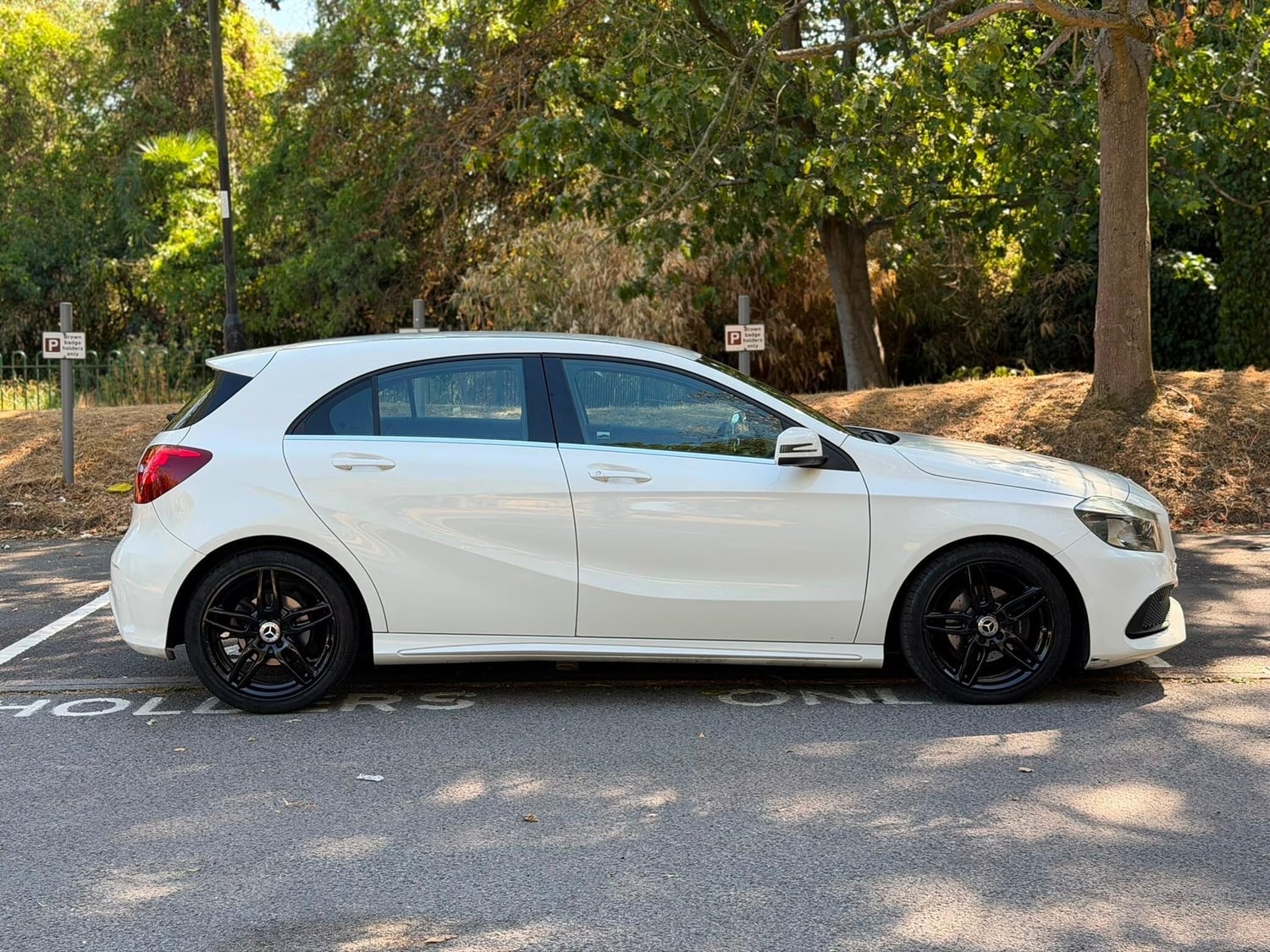 [ berth ]Mercedes-Benz A Class