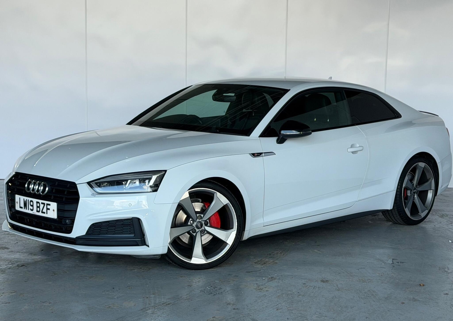 [ berth ]Audi A5