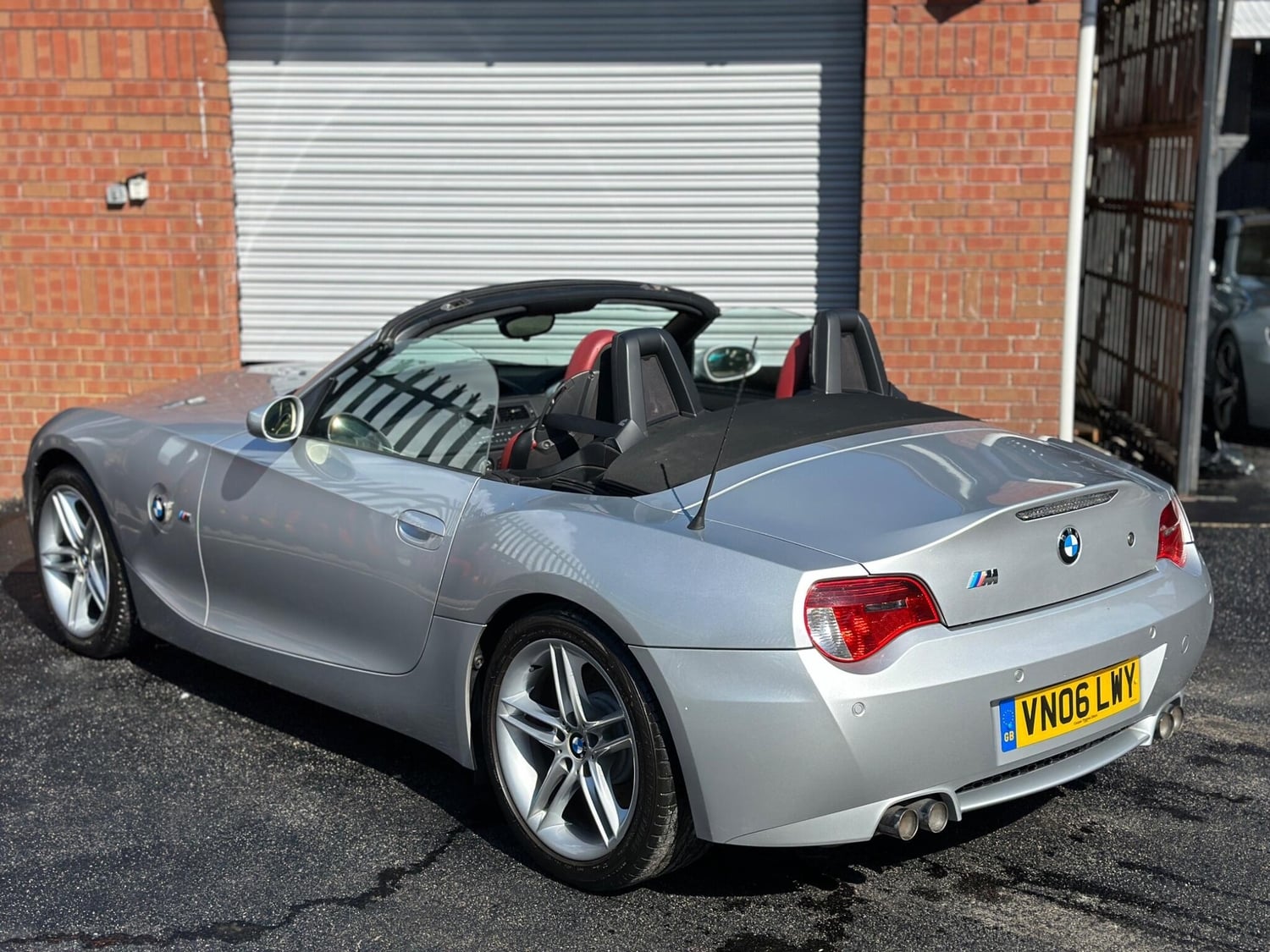 BMW Z4 2006 - Cars in Swindon
